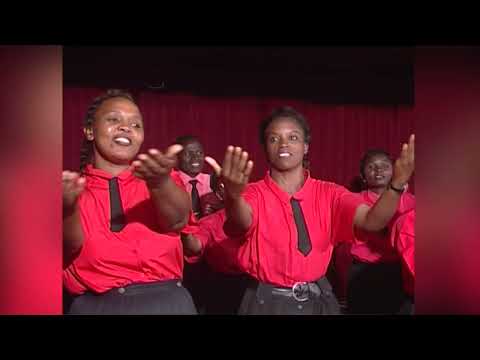 ANGALIENI KESHENI. MWL.  JOHN MGANDU AKIPIGA KINANDA.