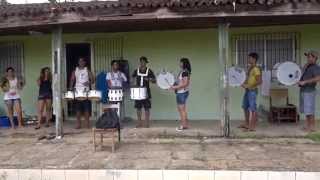 preview picture of video 'Farmmont - Cadência de entrada de 2013 (ensaio da percussão)'
