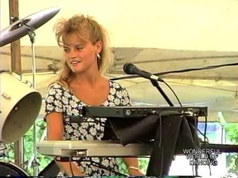 POLKA NUTS AT FRANKENMUTH "DING A LING MEDLEY"