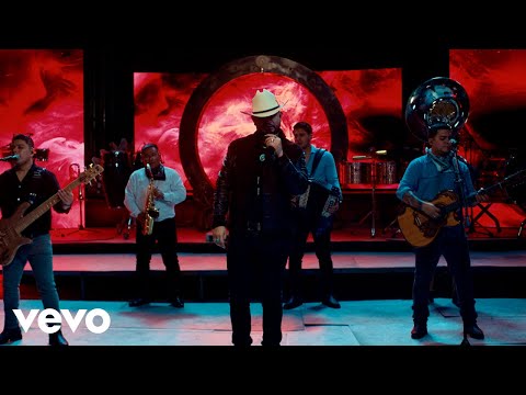 Eden Muñoz - Rosas Blancas (Video Oficial)