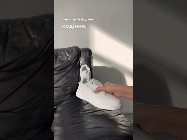 Чоботи жіночі шкіряні байка хутро 592641 Чорний Кросівки жіночі шкіряні 587864 Білі