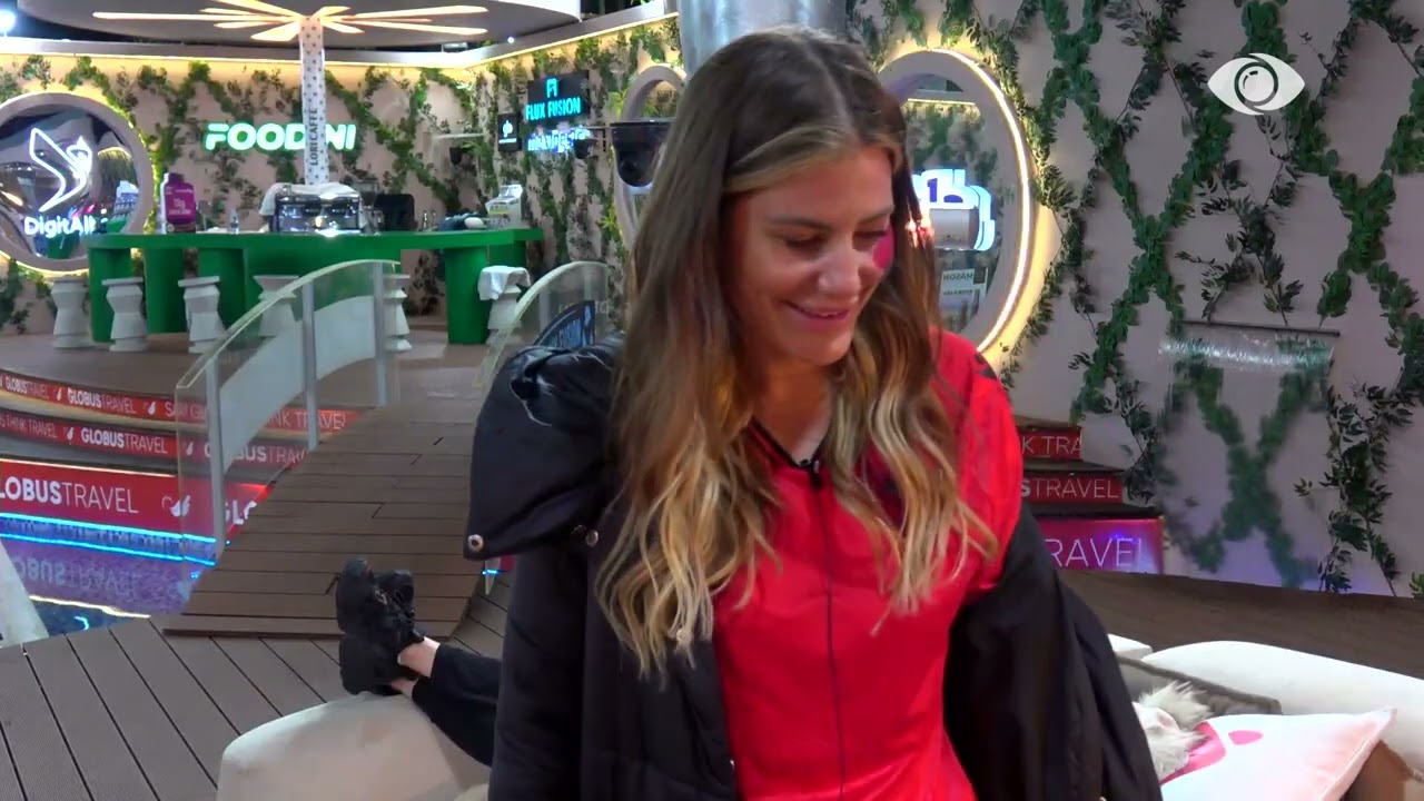 Valbona kërcen teksa këndon Jozi, Laerti e vëzhgon, përqafim mes banorëve