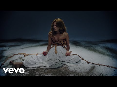 Leslie Grace - INMERECIDO (Official Video)