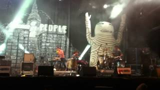 Foster The People - Pumped Up Kicks LIVE @ Rock-en-Seine Festival (2012/08/26) HD