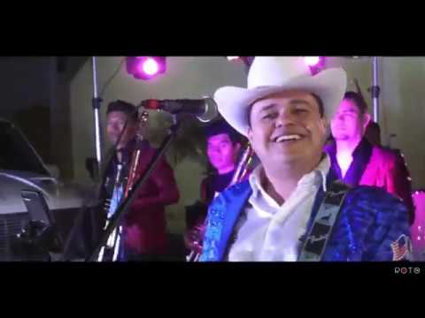 Aguila 7 - Los Tres de la Palma ft Banda Estrella del Sur  (en vivo)