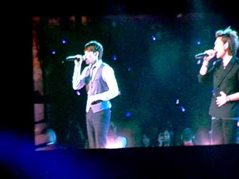 [fancam] SMTown LA - Onew ft. Ryeowook: The Name I Loved (Ending)