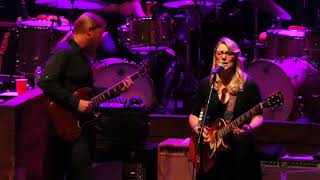 Tedeschi Trucks Band  2017-10-14 Beacon Theatre NYC  " Part of Me"