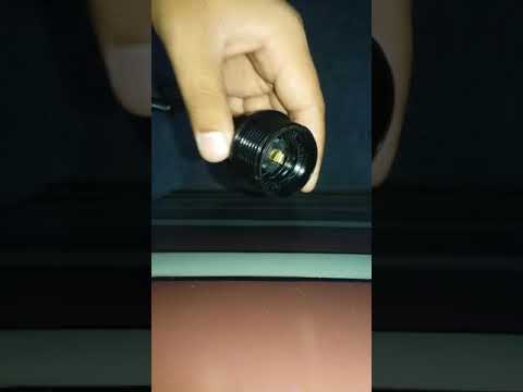 How to open and unlock an e27 bulb holder for table lamp, fl...
