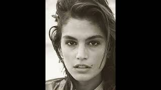 Download lagu Cindy Crawford Great Photos mp3 Download lagu Cindy Crawford Great Photos mp3