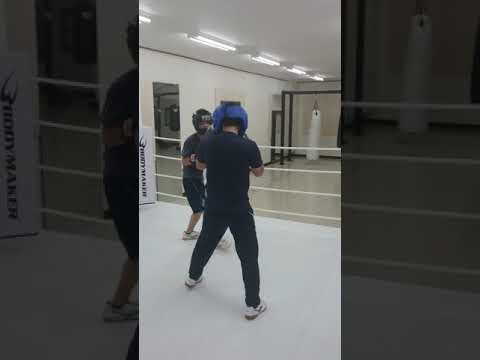 スパーリング（しが草津ボクシングジム）！空手出身の会員さんと高校生！