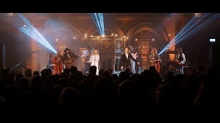 Gabrielle Aplin, Hannah Grace &  Hudson Taylor - Fairytale of New York (Live)