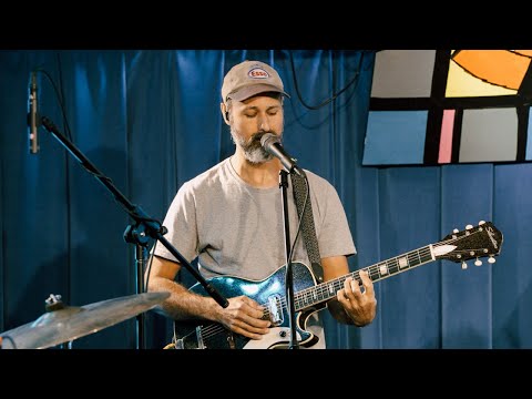 Foxwarren - Yvonne (Live at WNXP)