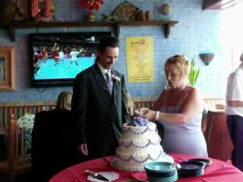 FRAN & DARIN CAKE 08-11-12