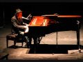Tom Waits - Ice Cream Man Live in Denver 1975.wmv