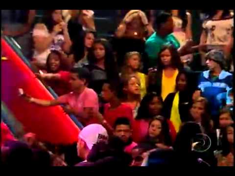 Caldeirão vira boate ao som de WillIAm (26/03/11)