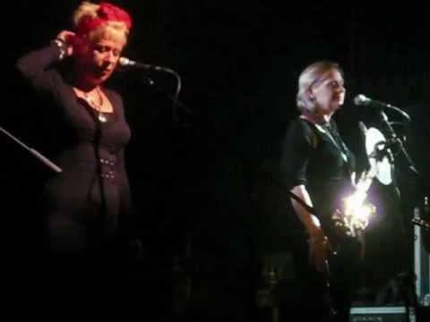 Hazel O' Connor - Chasing Cars