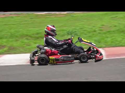 Pai e Filho na Pista 🏎️ | Treino de Kart