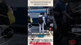 Download lagu THIS COUPLE EVEN BROUGHT THEIR MOTORBIKE WHEN THEY WERE ABOUT TO TAKE THE BUS #shorts mp3 Download lagu THIS COUPLE EVEN BROUGHT THEIR MOTORBIKE WHEN THEY WERE ABOUT TO TAKE THE BUS #shorts mp3