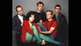 BJORK &amp; SUGARCUBES FULL CONCERT COPENHAGEN 1989
