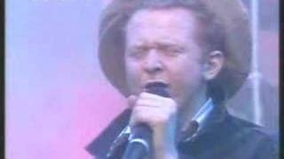 ♫♪♫♪ Simply Red - The Right Thing (live)