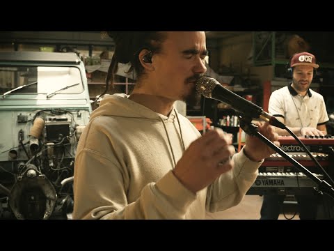 PAÏAKA - Put me Down (Official Music Video)