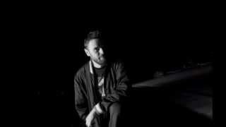 Mista Rez - Është Kriz