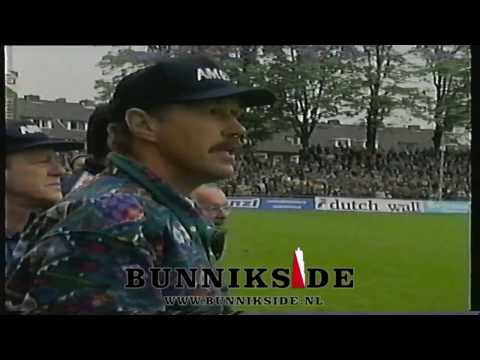 Erop of eronder in Breda  8 Mei 1994