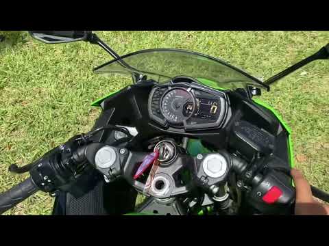 2023 Kawasaki Ninja 400 KRT Edition in North Miami Beach, Florida - Video 1