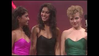 Download lagu 1983 - Vanity 6 - Soul Train mp3 Download lagu 1983 - Vanity 6 - Soul Train mp3