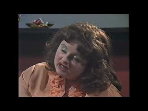 Magda Szubanksi as Lynne Postlethwaite - The D-Generation Country Homestead1989