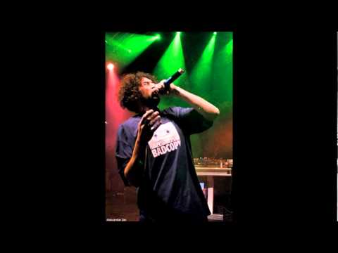 Iskaz feat. Ajs Nigrutin - Urbano i Alternativno (2011)