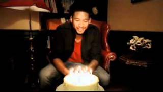Usher Sings Happy Birthday