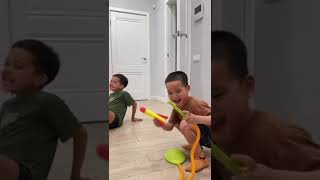 Игра Динозавр