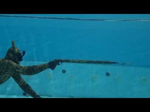 Ружье пневмовакуумное Salvimar Predathor Vuoto KRYPSIS, 75 | Выстрел в бассейне