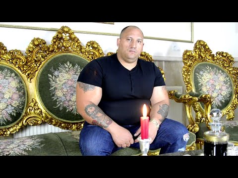 Calin Campionu' - Ce face boala din om (Nou 2017)