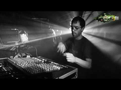 Zin A Dub - Weeding Dub ▶ Robo Ranking "African Step" [Livication Corner] ①