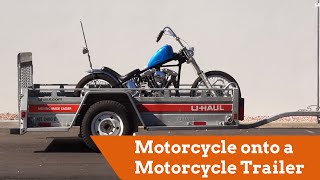 How to Load a Motorcycle onto a Motorcycle Trailer