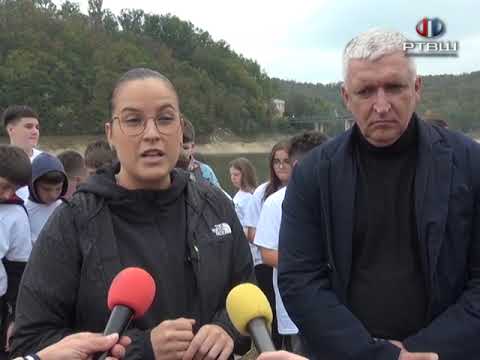 RTV Šumadija - U ekološkoj akciji čišćenja, ministarka Sara Pavkov na Garaškom jezeru