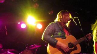 Evan Dando   &quot; Round Here &quot;