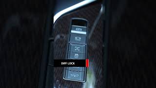 LEXUS LX 500d Cabin & Features