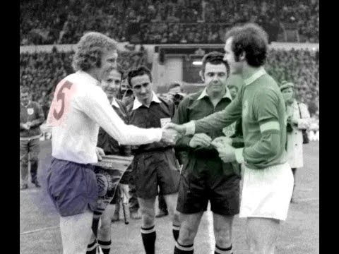Bobby Moore vs Franz Beckenbauer ● UEFA Euro 1972  Play-off ● Most Iconic Players