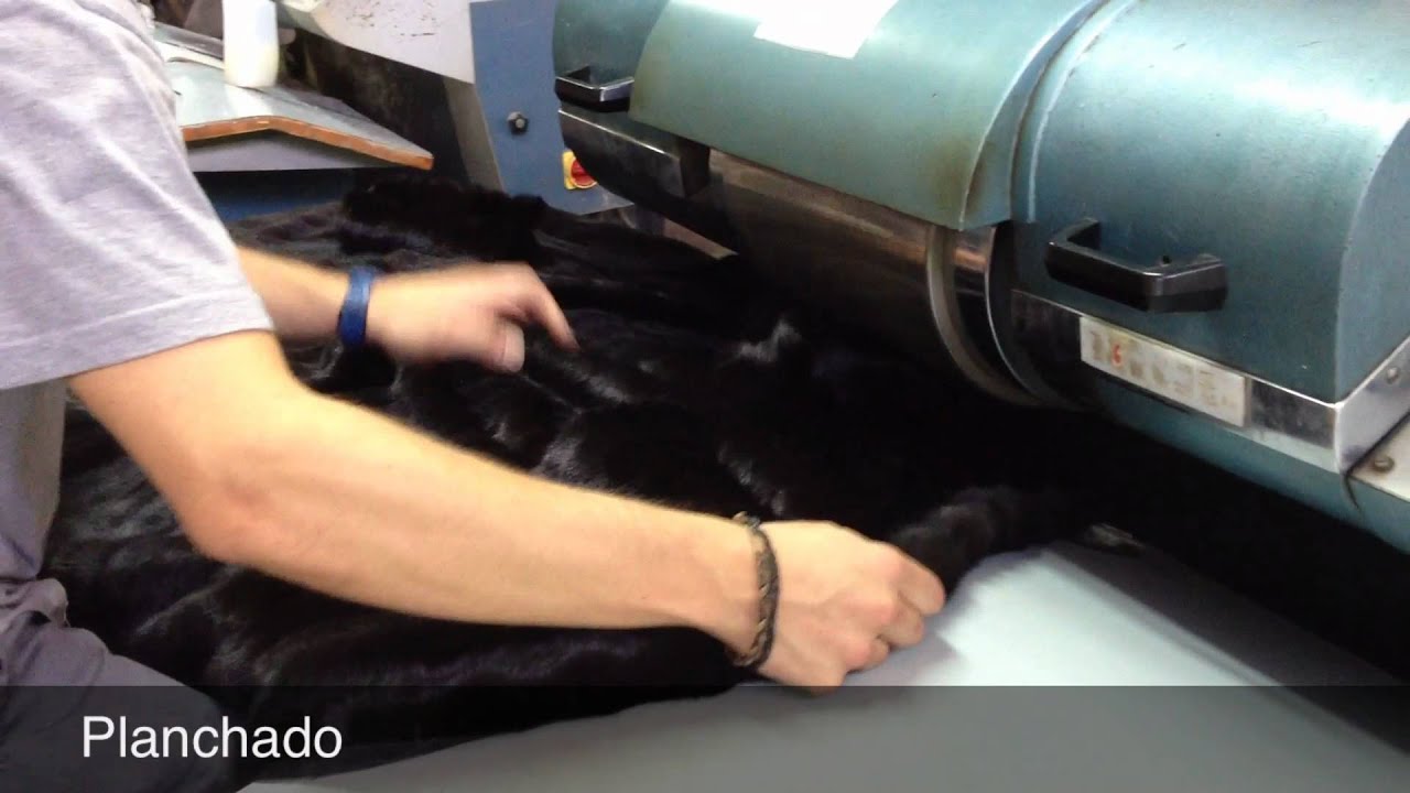 Limpieza de una prenda de peleteria