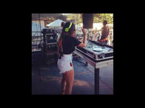 Felguk- Sometimes Vs  Chemical Surf- Feeling Good (Mashup RAFFA BOENO & Diego Azevedo)