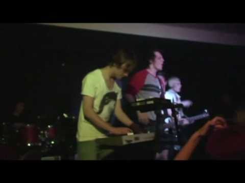 Plastic Fantastic! - I Scream Ice Cream (Live)