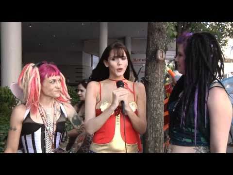 DragonCon 2010 - Crazy People, Parade, Costumes, Sci-Fi, Fantasy!