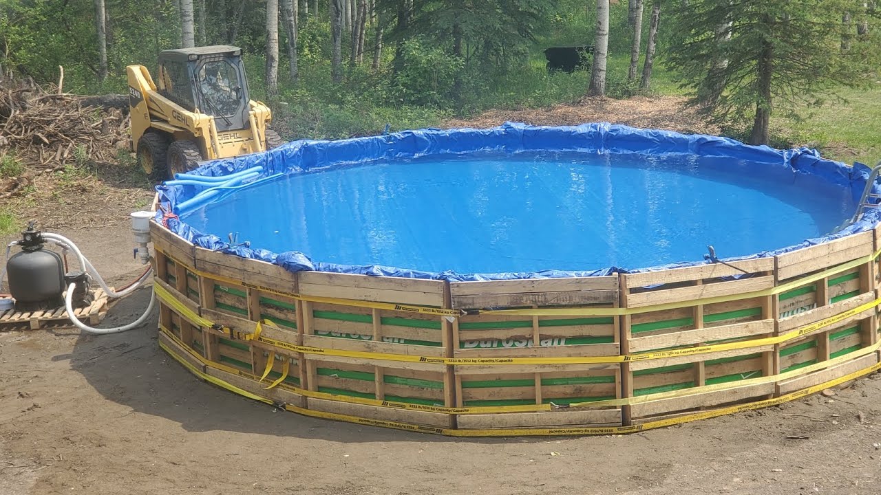 DIY Pallet Pool for the kids!!!