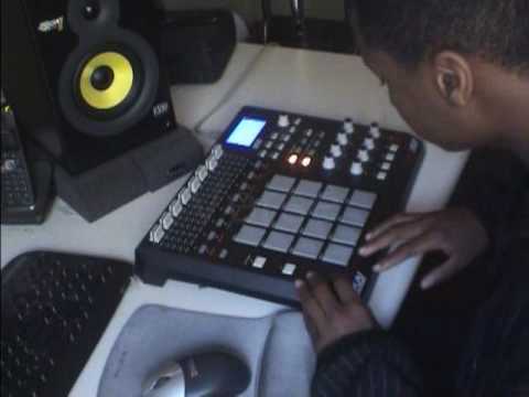Making beats with the MPD 32+ Reason 4 | Twitter/IG: @NefSoulDojo