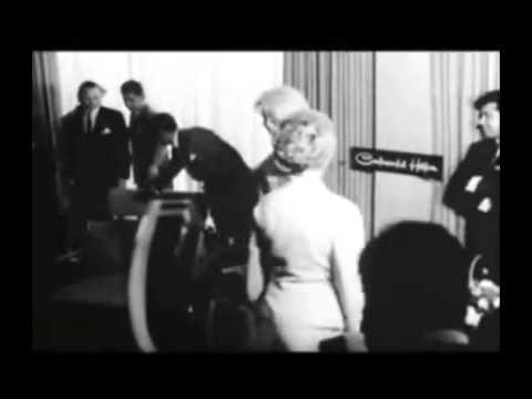 RARE FOOTAGE! Marilyn Monroe -  At The Hilton Hotel Mexico 1962