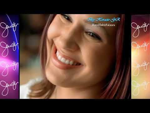 Entre El Delirio Y La Locura - Jennifer Pena