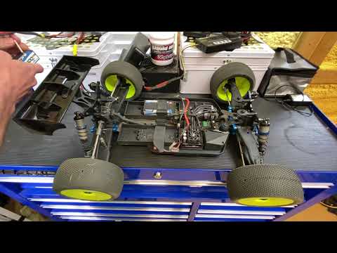AE RC8T4E First Raceday Report! Can you run shorty packs in Truggy?
